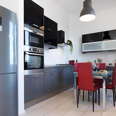 Apartmán Nam House & Posto Auto Milán Exteriér fotografie